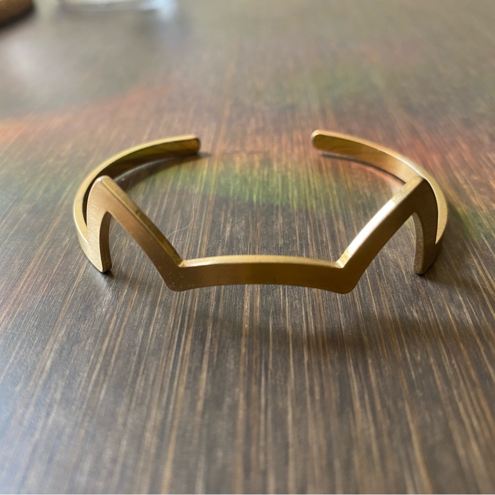 Francesca’s | Gold Brushed Cat Ears Bracelet